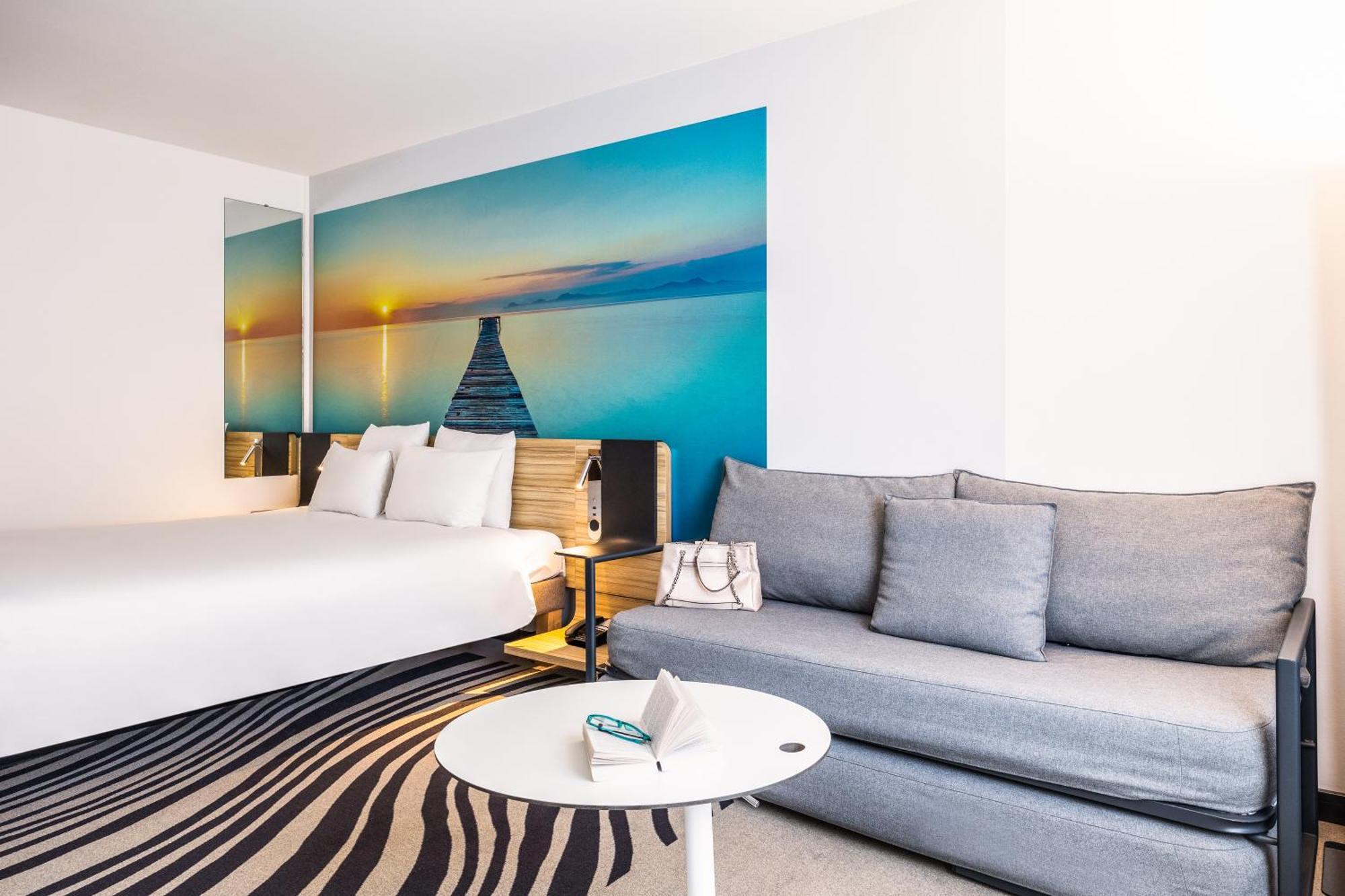 Novotel Off Grand Place Hotel 4*